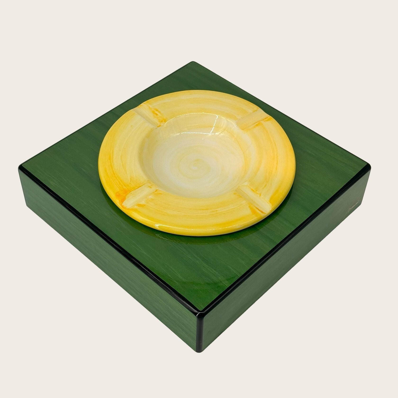 Ashtray Green Veined product image