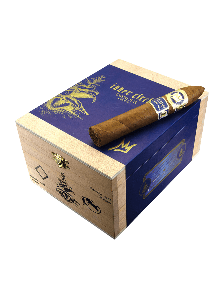Cavalier Inner Circle Toro Figurado product image